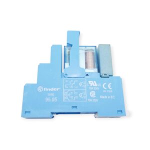 Finder 95.05 Relaissockel + 40.525 Relais + 9902.9024.99