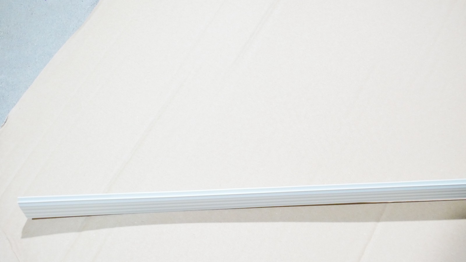 9 Stück Siemens 8US1922-2AA00 Abdeckprofil für Sammelschiene N-System 1115x110x6 – Bild 3