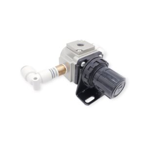 SMC AR25-F02H Druckluftregler mit 2 Winkelverschraubungen