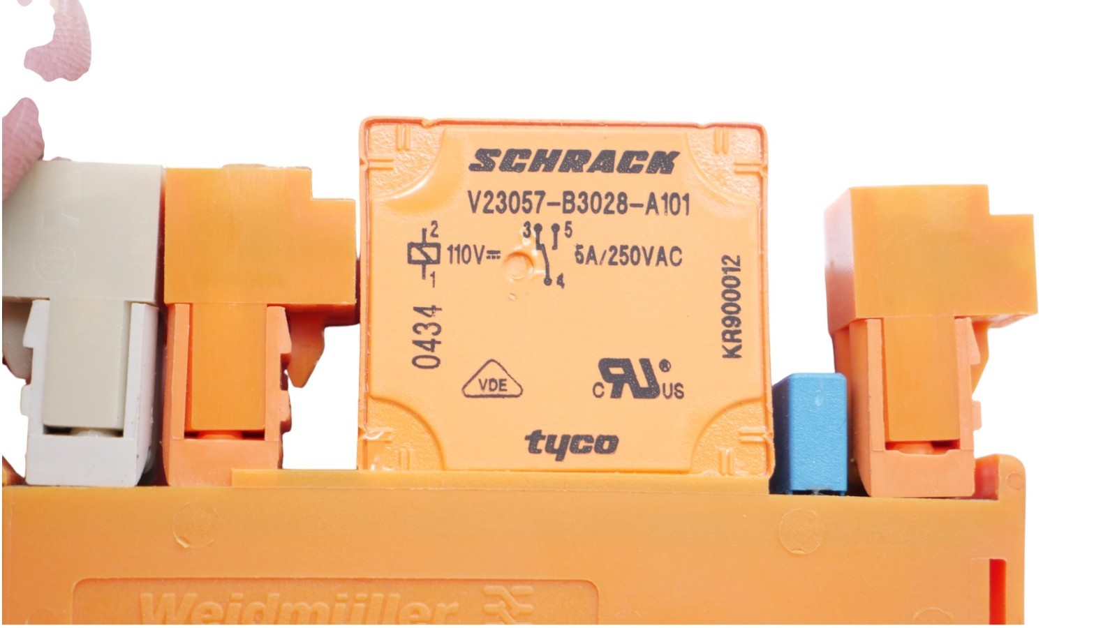 Weidmüller Hutschiene + Schrack V23057-B3028-A101 KR900012 5A 250V AC Orange – Bild 9