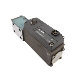 Bosch 0831006003 Hydraulikventil + 0811404172 Proportional-Wegeventil